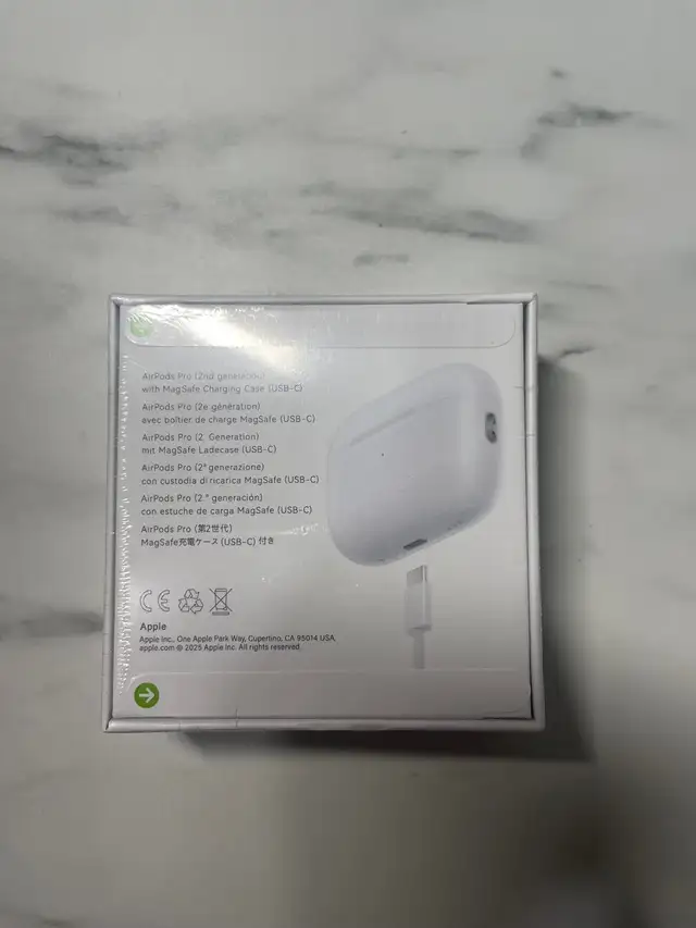 Apple AirPods Pro 2nd Generation62864744601218121