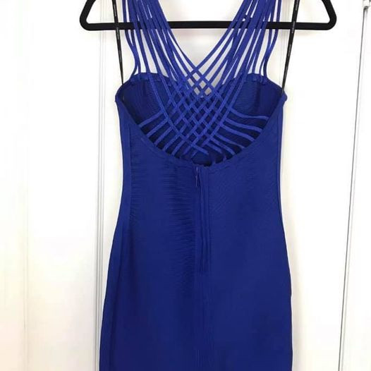Brand New With Tags! Marciano Blue Bandage Dress in Women's - Dresses & Skirts in Markham / York Region - Image 3