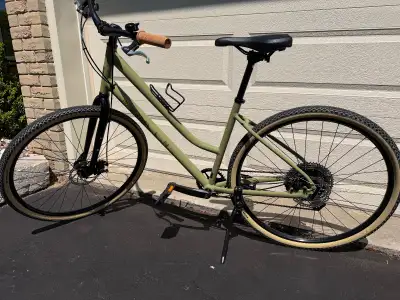 Marin Kent Field 2 Mint, View more