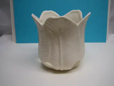 PartyLite - Petal Light votive holder, View more