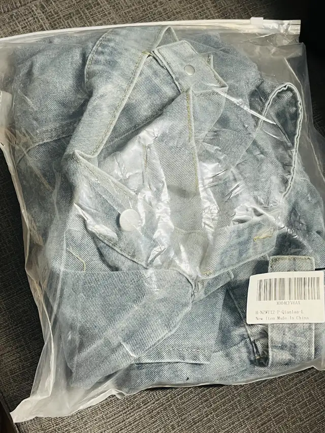 Mens Denim Vest Jacket Sleeveless-Size L in Men's in Mississauga / Peel Region - Image 6