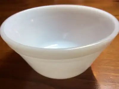 MILK GLASS BOWL/DISH-FEDERAL OVEN WARE-Made in USA-New Condition, View more