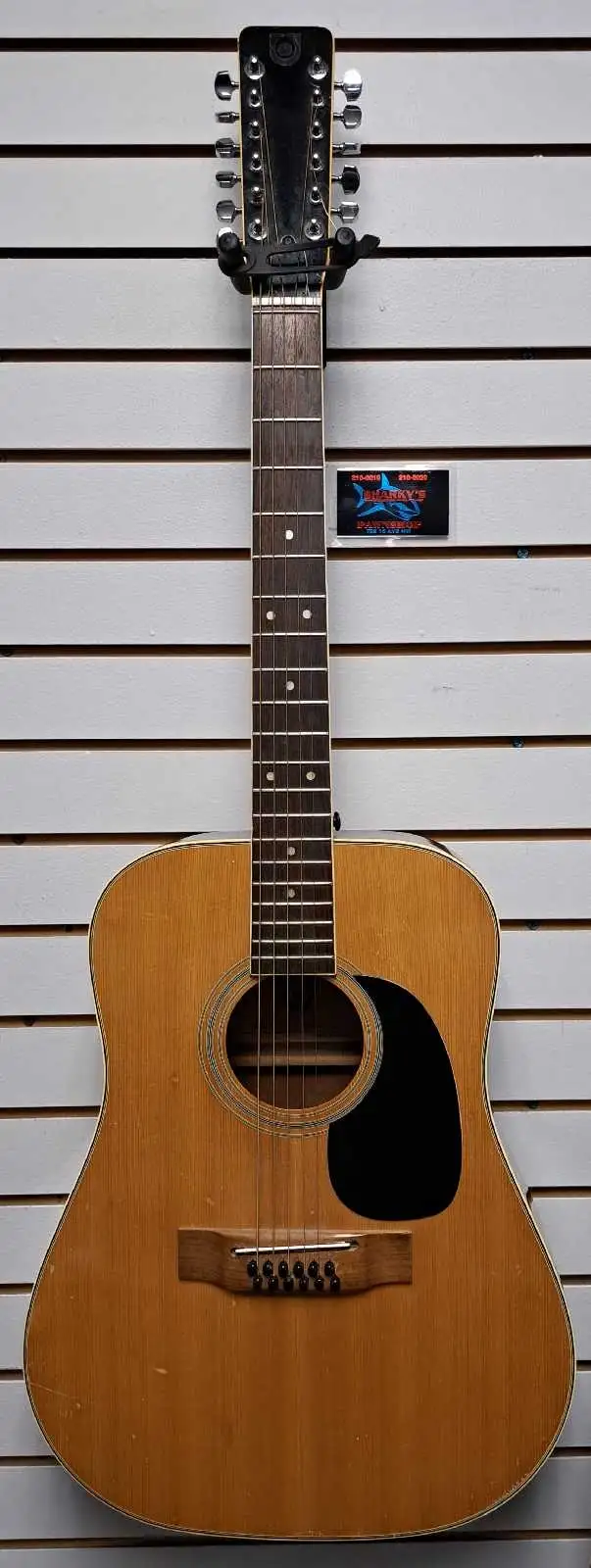 12 STRING UNICORD 03112 GUITAR WITH HARDCASE (26396477) in Guitars in Calgary - Image 2