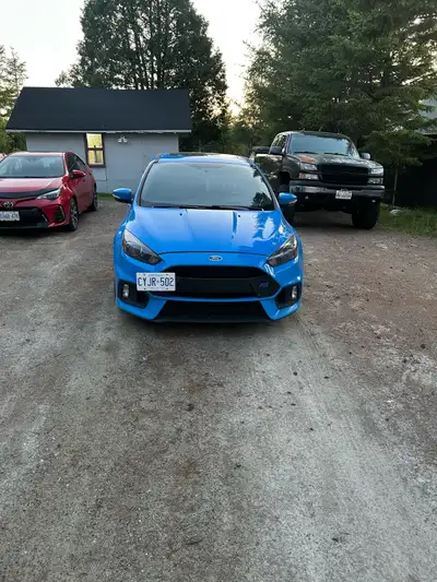 Selling my 2016 ford focus rs, this is a really fun car to drive but it isn’t that practical for me....