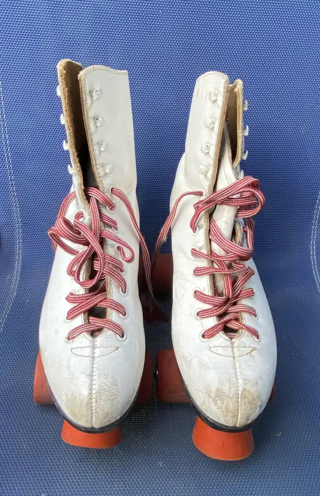 Roller Skates in Skates & Blades in Guelph - Image 2