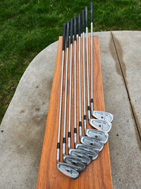 Ladies Right Handed set of Golf Clubs