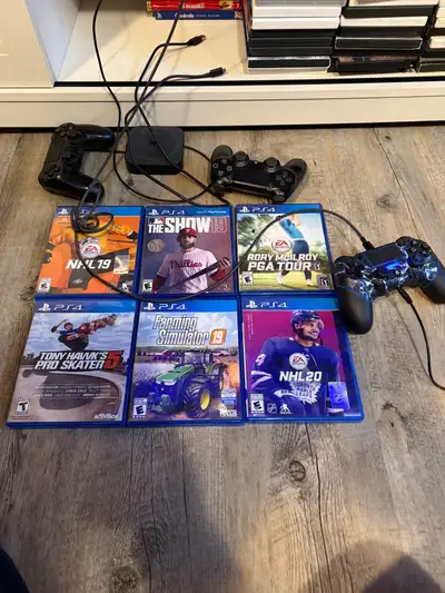 PS4 PLAYSTATION 4  3 controllers 6 games, View more
