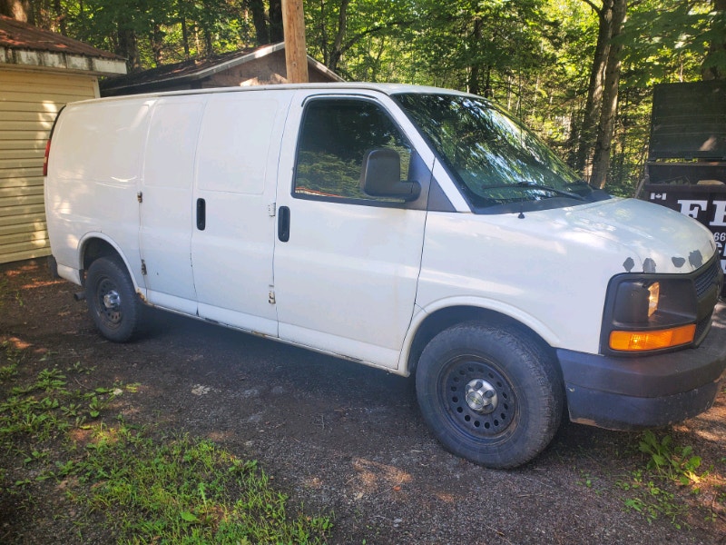 Cargo van Cars & Trucks Moncton Kijiji