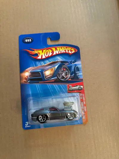 Hot Wheels Tooned 1963 Corvette, View more