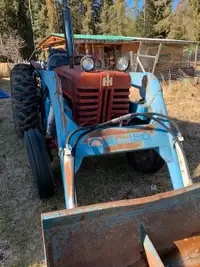 B275 Tractor