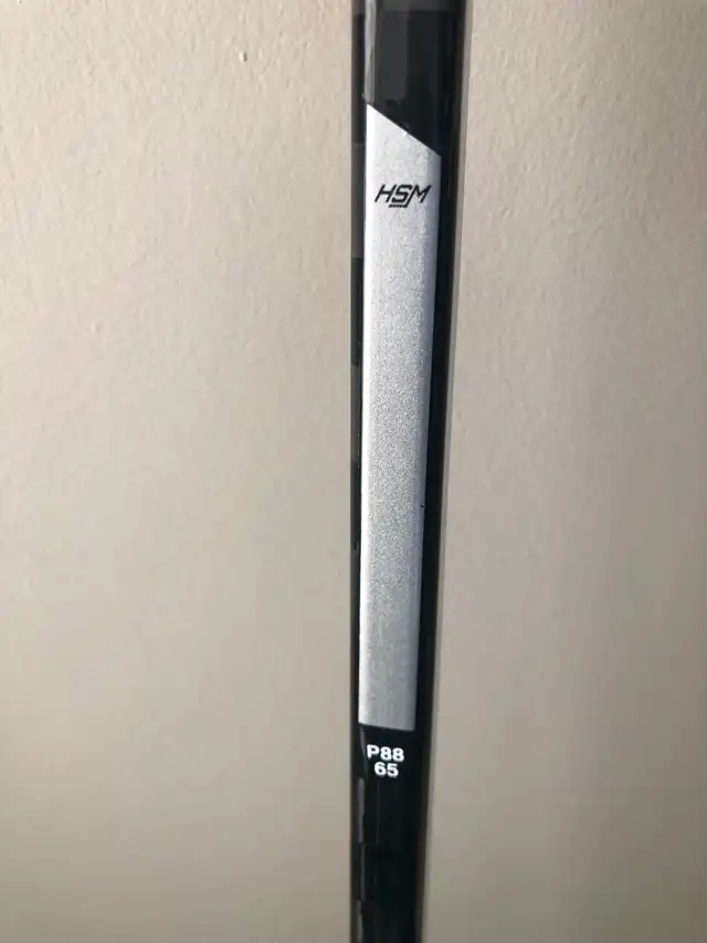 Intermediate - Pro Blackout Hockey Stick (Right) in Hockey in Oshawa / Durham Region - Image 7