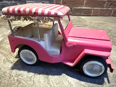 1960’s Tonka Pink Surrey Jeep, View more