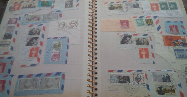 500+ Int'l & Cdn Stamps in Photo Album, See Listing in Arts & Collectibles in Stratford - Image 3