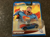 HOT WHEELS DC UNIVERSE SUPERMAN CAR