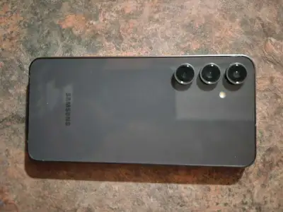Samsung S 24, View more