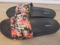 Comfy R&B Slippers, EU 39 - Like New, Amazing Price! Was $50, No
