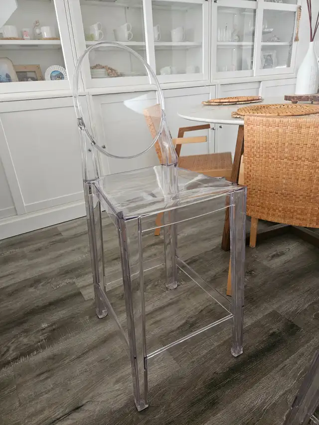 Acrylic counter stools in Chairs & Recliners in Edmonton - Image 5