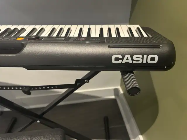 Clavier Casio in Pianos & Keyboards in Sherbrooke - Image 3