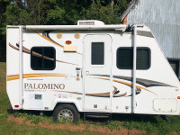 Palomino Stampede Ultra- Lite Travel Trailer