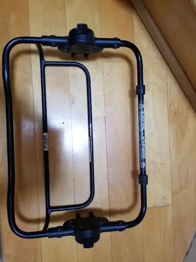 UPPAbaby Peg-Perego car seat adapter for Primo Viaggio, View more