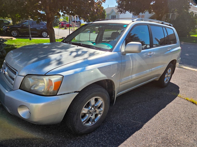 Toyota Highlander 2007 – 196 536 km - Accidenté- vendu tel quel — photo 4