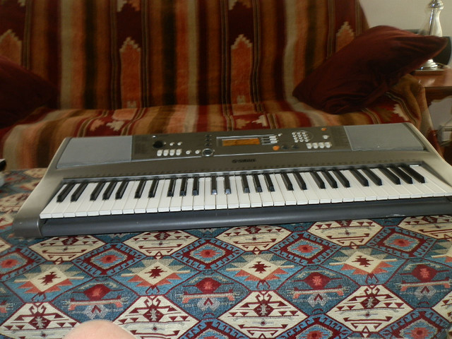 Yamaha YPT-310 61 Full Size Touch Sensitive Keys with 500 Tones in Other in Dartmouth - Image 3