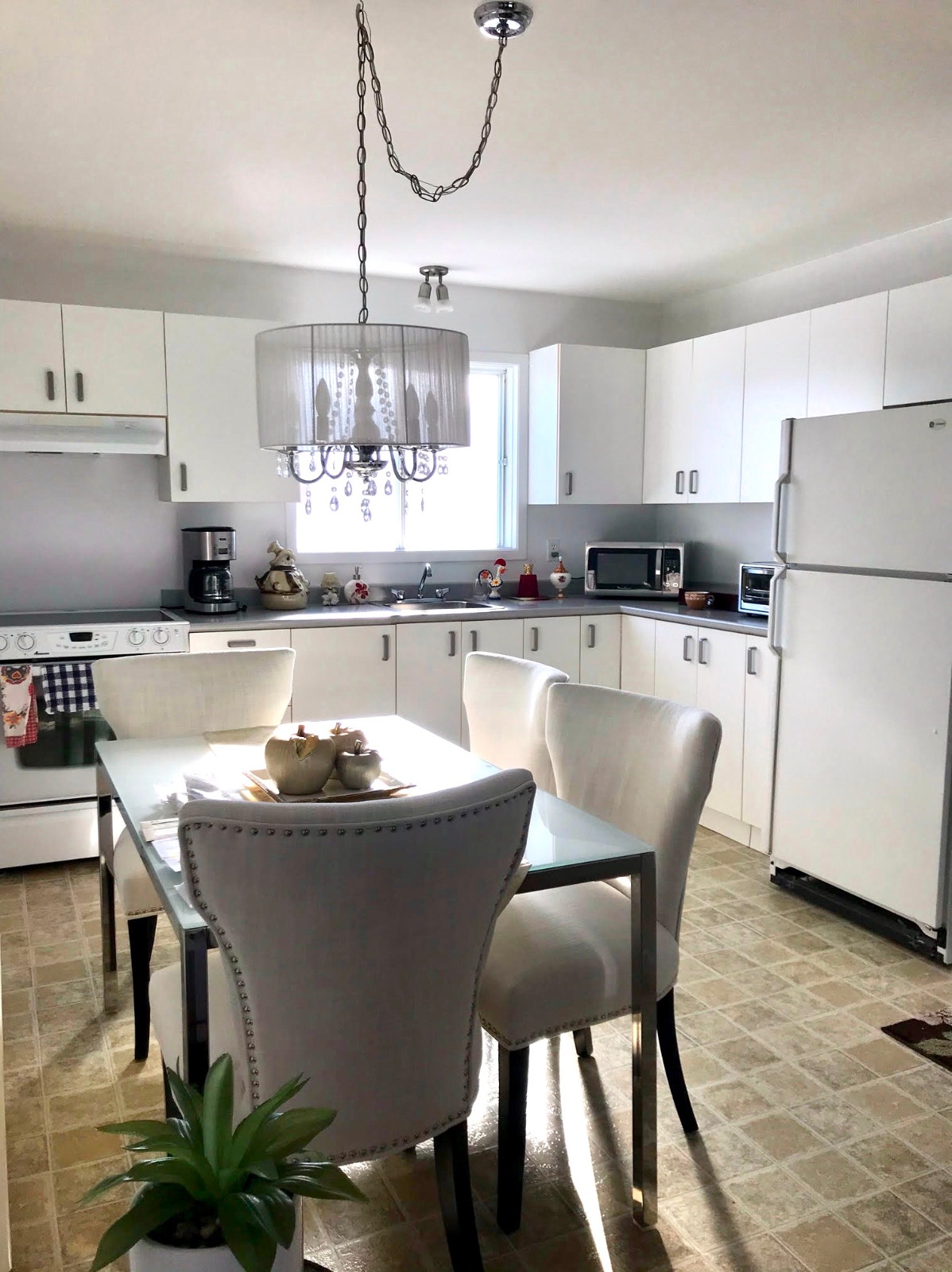 216 Rue Charles É Grenier — photo 2