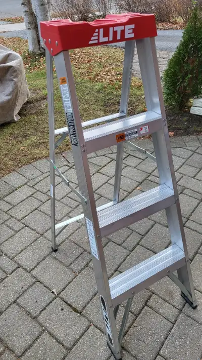 4-Feet Aluminum Ladder, View more