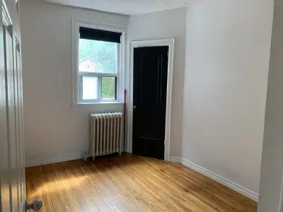 Bright and clean room available for rent from December 1st 2025 in a shared 2-bedroom apartment. Per...