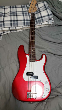Squier Precision Bass by Fender
