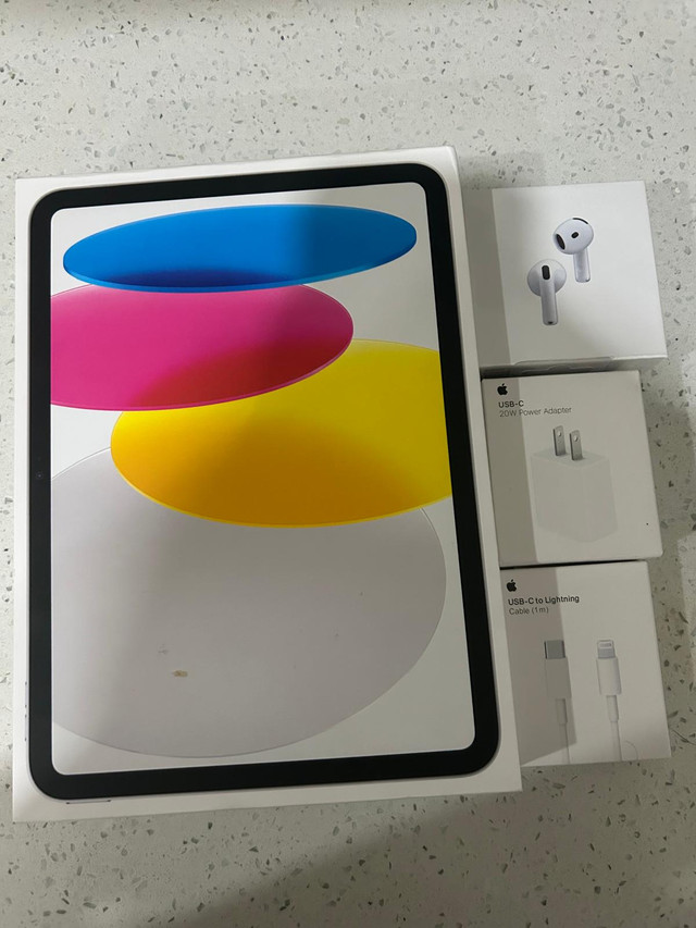 iPad 10th Gen with Airpods Pro 2nd Gen BNIB *WE DELIVER* in iPads & Tablets in City of Toronto