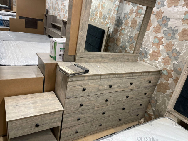 Spacious 6 Drawer Chest – Perfect for Bedroom & Living Room in Dressers & Wardrobes in Mississauga / Peel Region - Image 3