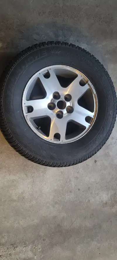 excellent condition used very lightly, got rid of the car so don't need this size.