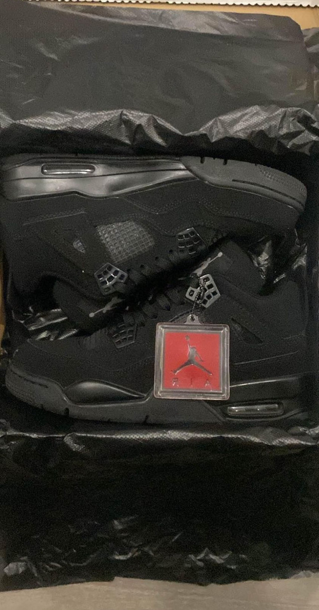 Air Jordan 4 Black Cat in Men's Shoes in Oshawa / Durham Region - Image 3