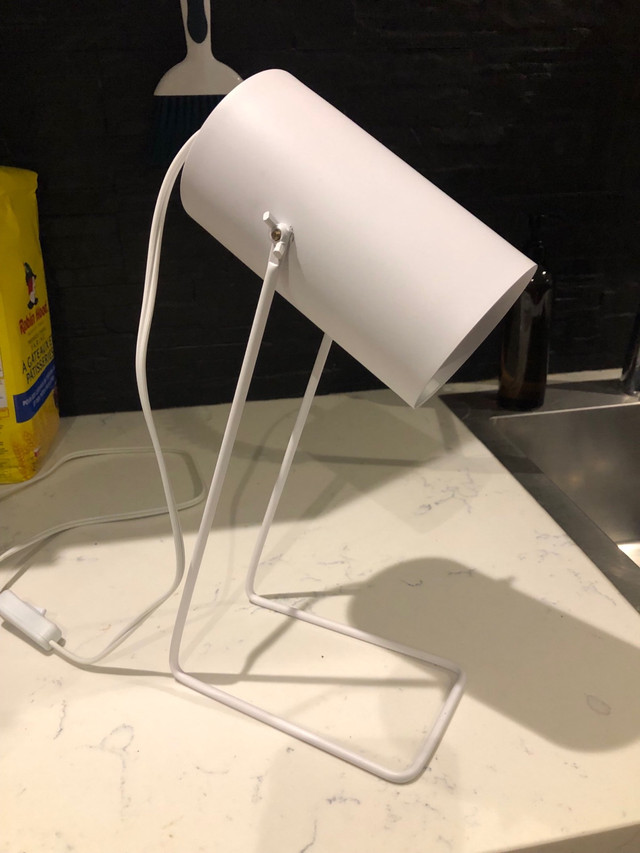 Structube ARTA Table Lamp in Indoor Lighting & Fans in Markham / York Region