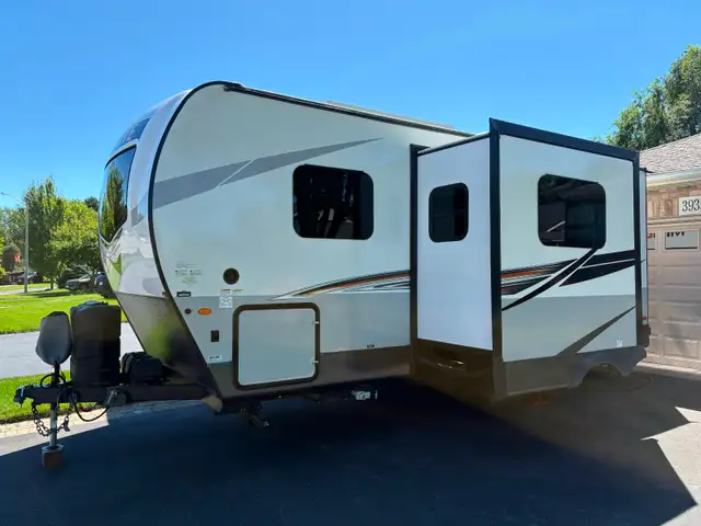 2022 Rockwood Mini Lite 2205S | Travel Trailers & Campers | St ...