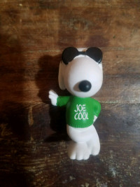 Schleich peanuts Snoopy joe cool figure toy collectible jouet