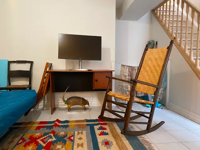 Private Room for Rent with 2 lovely humans and cats- Bloorcourt in Room Rentals & Roommates in City of Toronto - Image 28