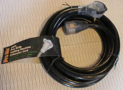 8 AWG for MIG TIG Plasma Plugs glow when live, for work safety. Heavy duty 8/3 wire good to 50 amps....