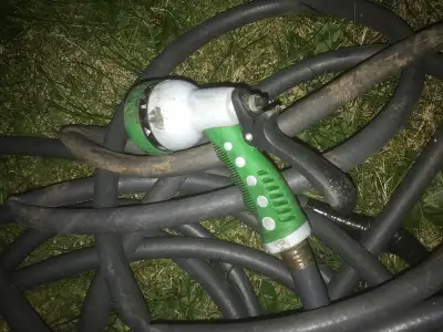Watering hose and sprayer cash / trade north delta