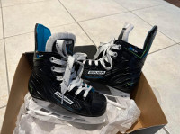 Bauer XLP Ice Skates Y9