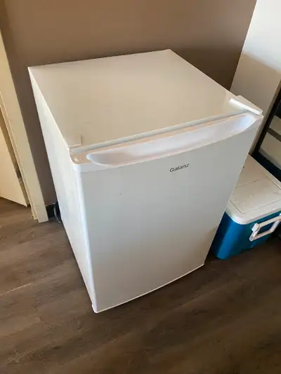 Small chest freezer, three drawers, excellent condition. Pick-up only.