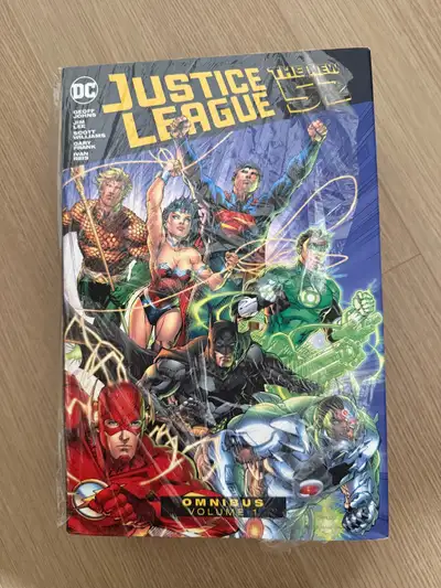 DC Omnibus - Justice League The New 52 Vol 1, View more