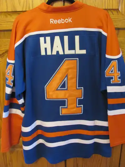 Taylor Hall #4 Edmonton Oilers Jersey Reebok Jersey, size 50 (XL)