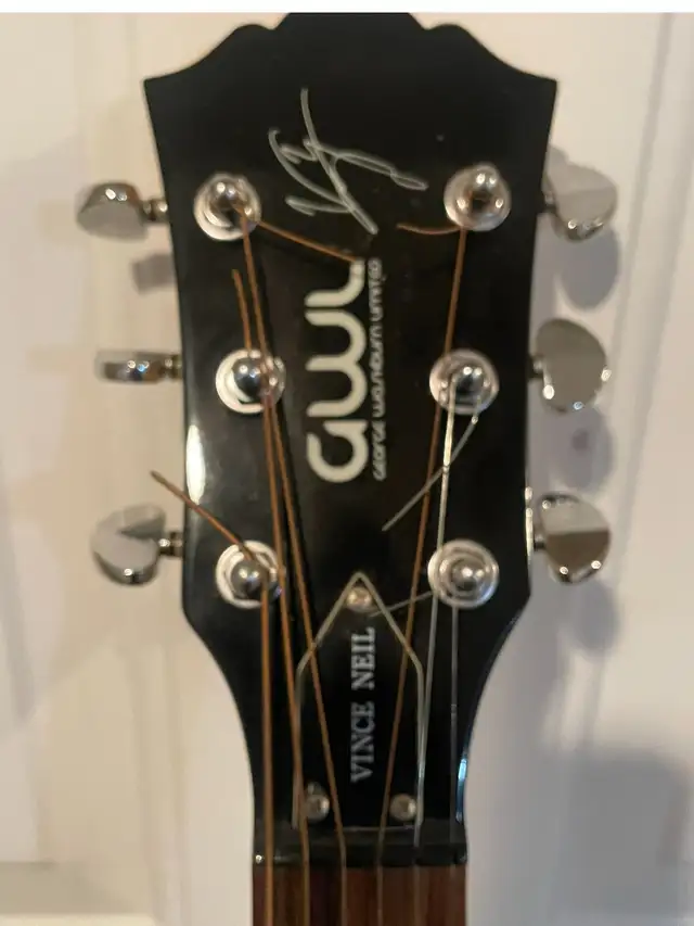 Washburn “Vince Neil” signatured Dragon guitar for sale in Guitars in Oakville / Halton Region - Image 6