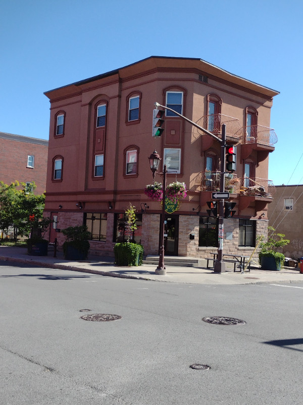 Studio à Louer/ Bachelor to rent Long Term Rentals Gatineau Kijiji