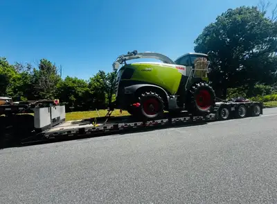 I'm selling a 2024 XL80 Double Drop 28’6 Well - 10ft spread tridem with rear lift axle. Here are som...
