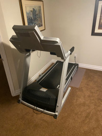 Weider Black 130XTB Treadmill