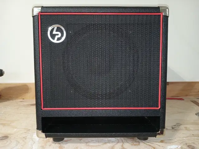 BRAND NEW LEYLAND SOUND DESIGN 1X10" BASS SPEAKER CAB in Amps & Pedals in Ottawa - Image 2