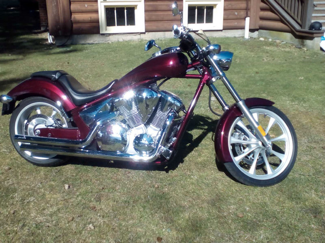 2010 Honda Fury for sale. in Street, Cruisers & Choppers in Nanaimo - Image 4
